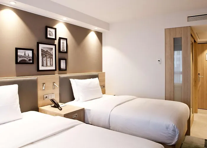 Hampton By Hilton East Side Gallery 3* Βερολίνο