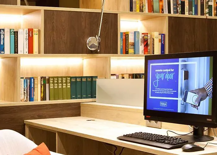 Hampton By Hilton East Side Gallery Ξενοδοχείο 3*