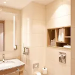 Hampton By Hilton East Side Gallery 3*
