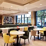 Hampton By Hilton East Side Gallery 3*