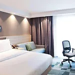 Hampton By Hilton East Side Gallery فندق
