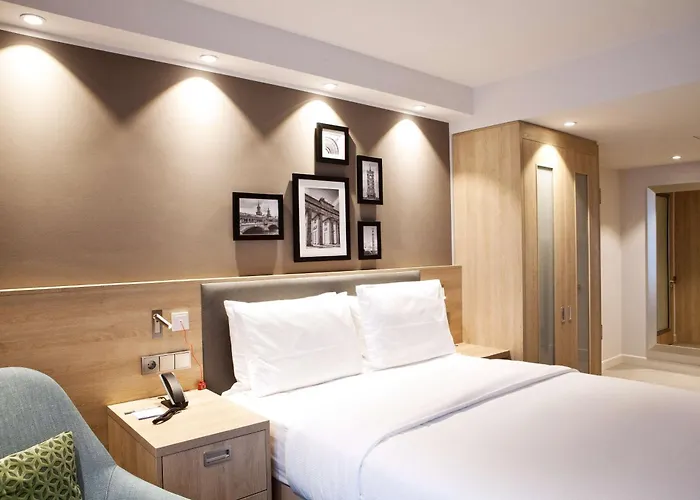 Hampton By Hilton East Side Gallery 3*