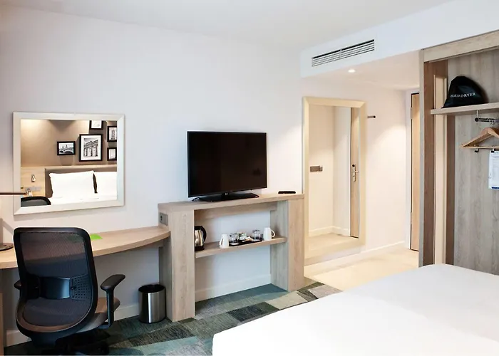 Hampton By Hilton East Side Gallery 3* ברלין