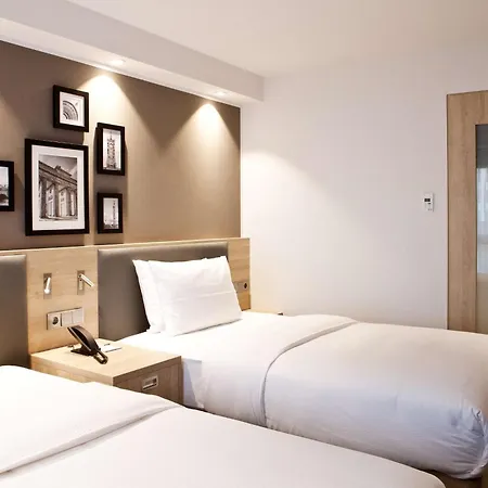 Hampton By Hilton East Side Gallery 3* ベルリン