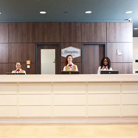 Hotell Hampton By Hilton East Side Gallery