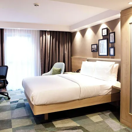 Hampton By Hilton East Side Gallery Hotell