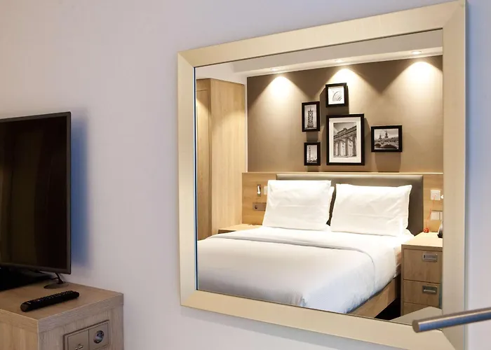 Hampton By Hilton East Side Gallery 酒店 3*